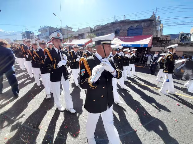 DESFILE ESCOLAR: COMPETIRÁN LA UGEL NORTE Y LA UGEL SUR