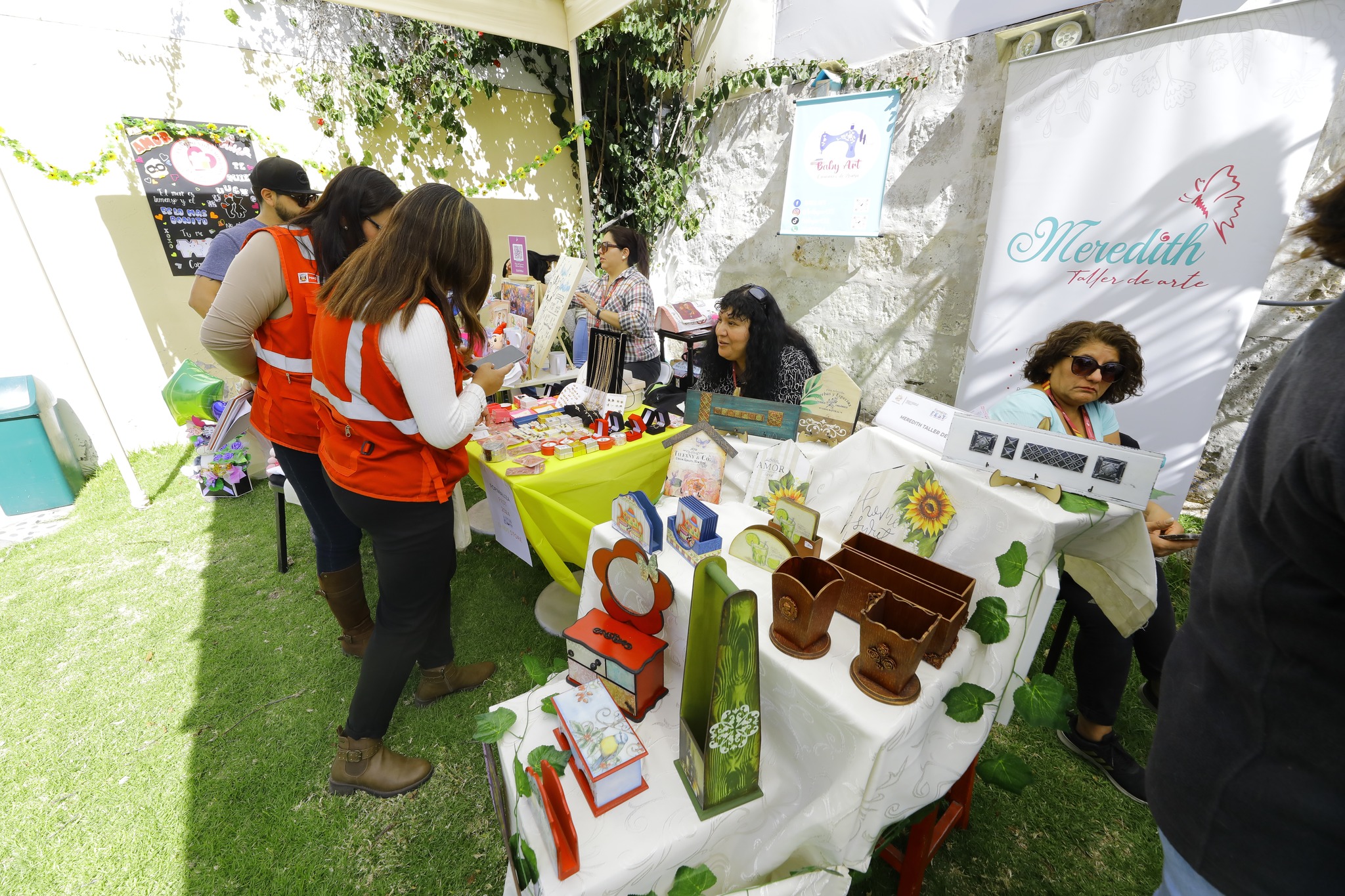 Asistencia masiva en festival que fomenta la formalización