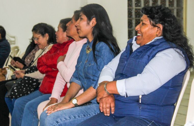 Reconocen a comedor popular Simón Bolívar por 25 años de servicio a la comunidad