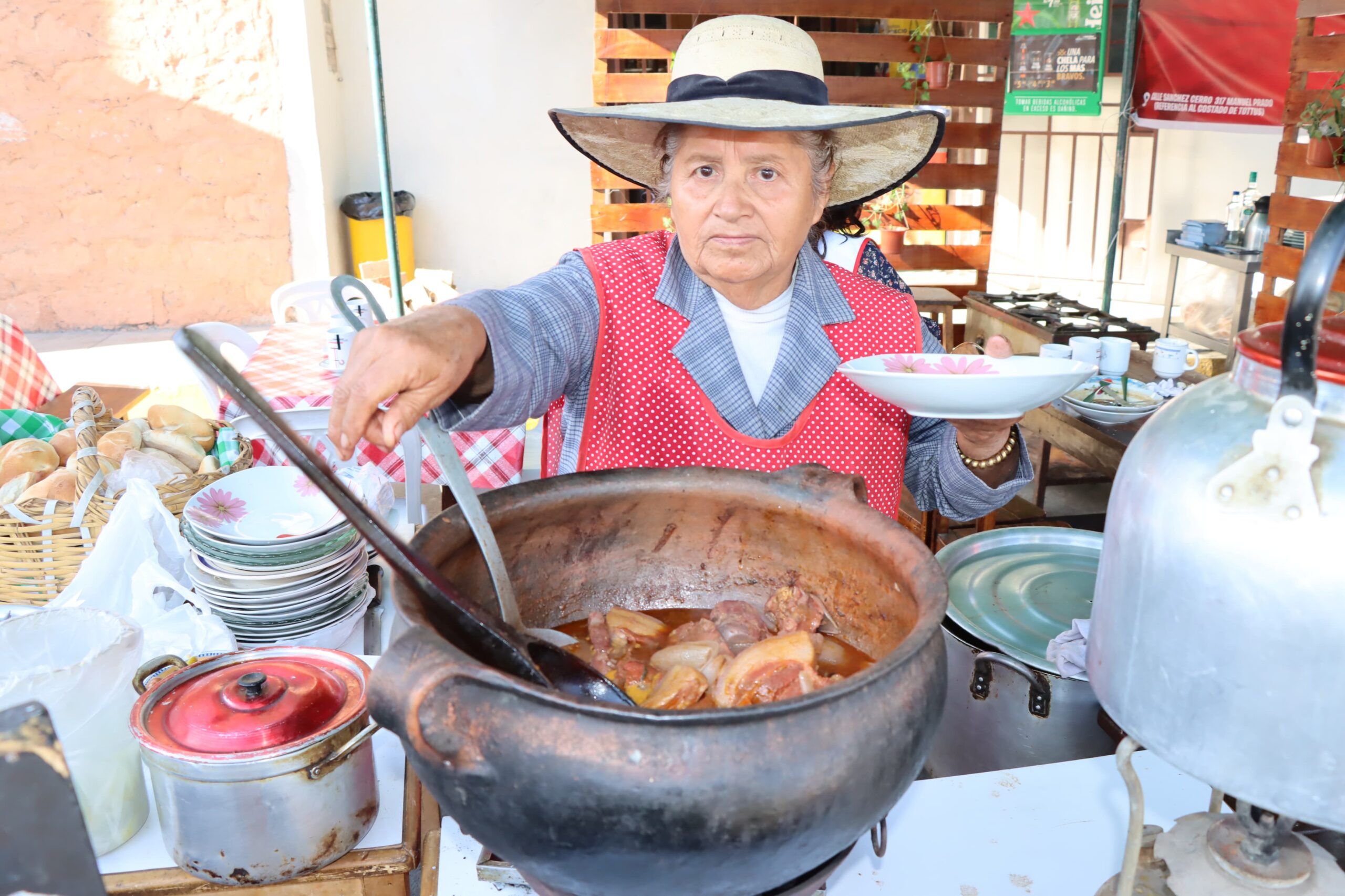 Paucarpatas afirman tener el mejor adobo de Arequipa, superior al de Cayma y Tiabaya