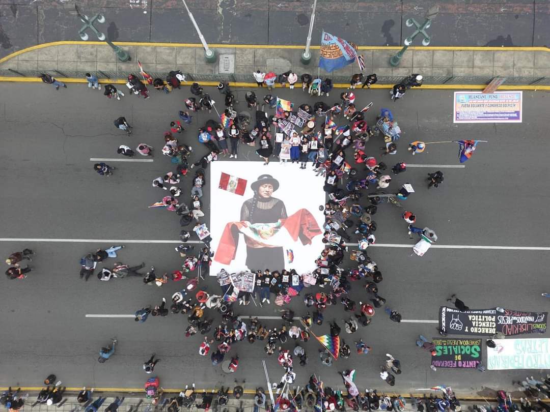 Protestas por Fiestas patrias: Manifestantes de todo el Perú llegan con carteles al Congreso y el Palacio de Justicia