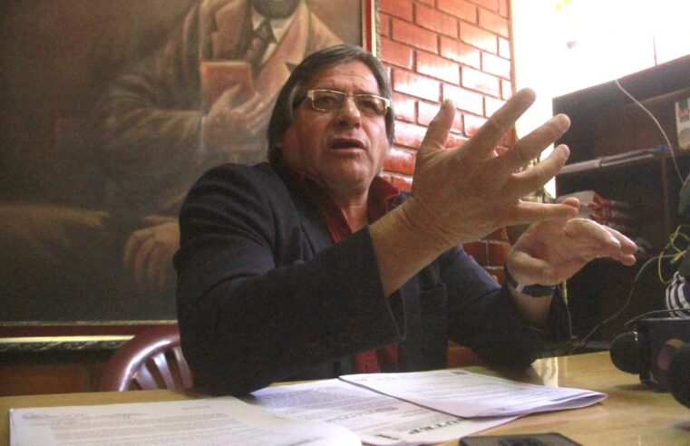 Sutep evalúa huelga indefinida contra el Gobierno Central