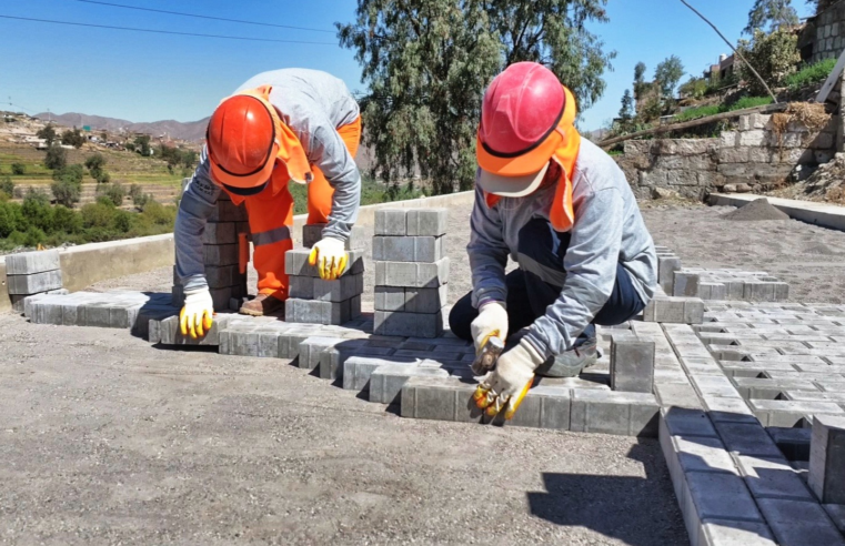 Avanzan obras en asociación de vivienda San José de J.L.B. y R.