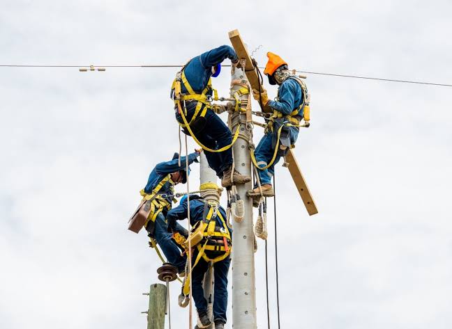 Anuncian cortes de servicio eléctrico para 6 distritos de Arequipa