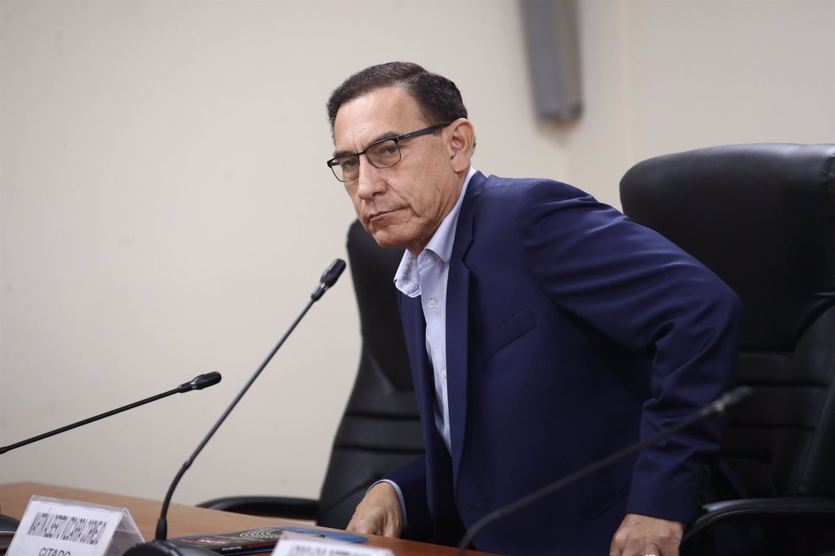 Fiscalía tiene pruebas suficientes para condenar a Vizcarra por sobornos