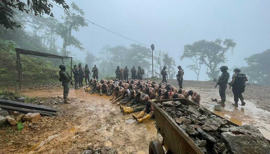 ECUADOR RESCATE EN MINA Diario El Pueblo