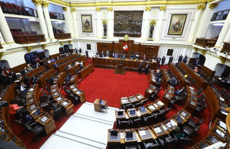 Congreso: pleno aprueba delegación de facultades al Ejecutivo en segunda votación