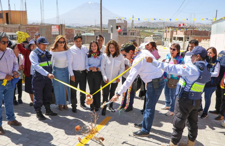 Inauguran en Bustamante y Rivero mejoras en transitabilidad vehicular