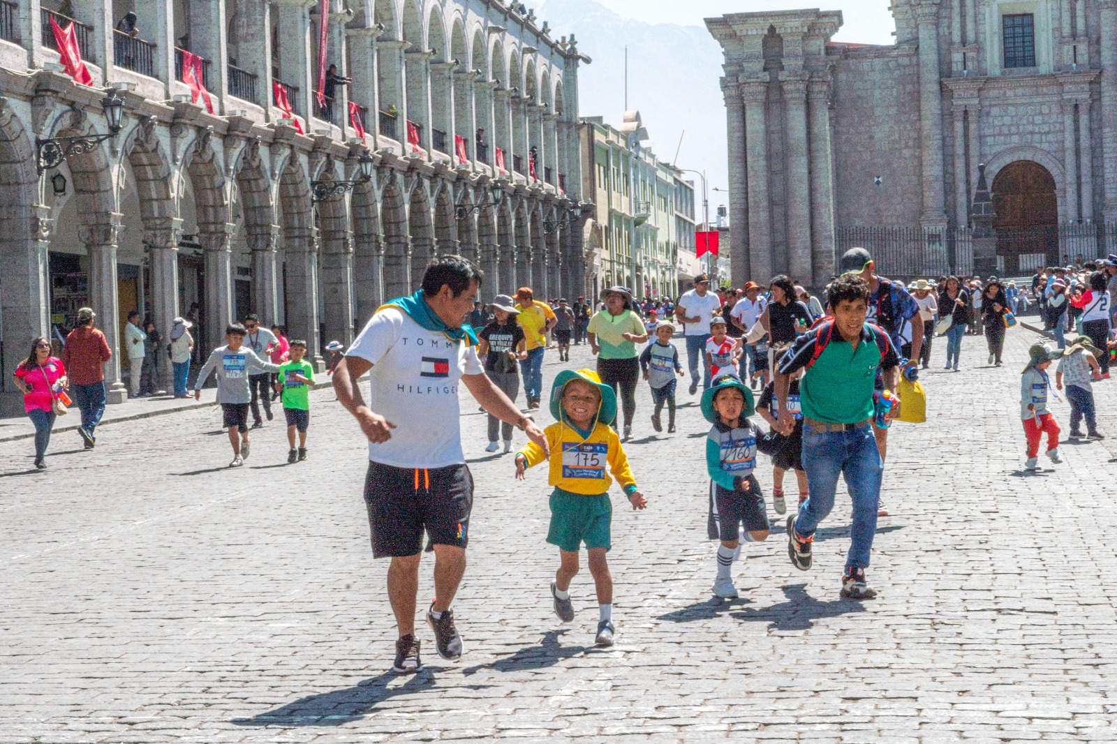 Primera minimaratón de Arequipa se llevó a cabo con 600 participantes