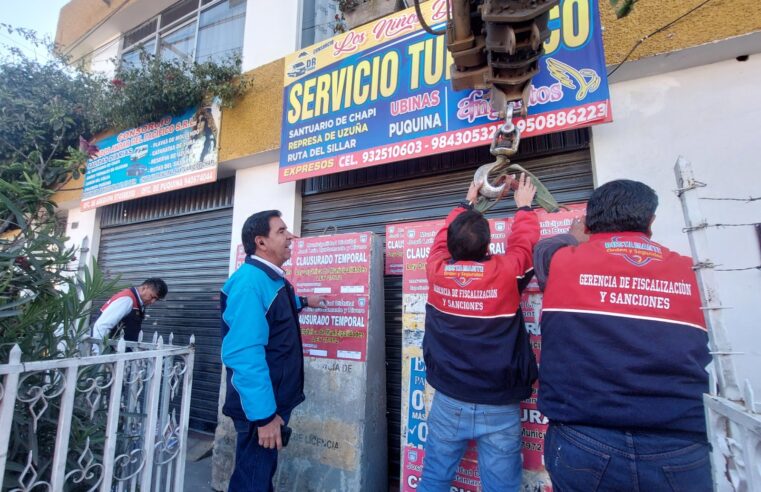 Clausuran empresa de transporte por no cumplir normas municipales