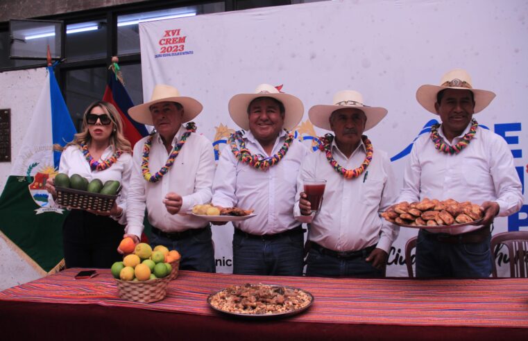 Alcaldes de la Mancomunidad Sur Oriental saludan a Arequipa