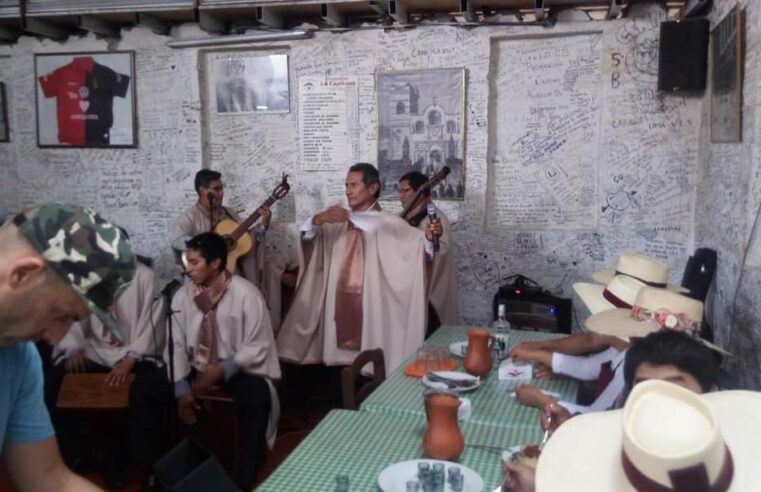 El montonero arequipeño combina la estructura de poesía y el encuentro del ritmo