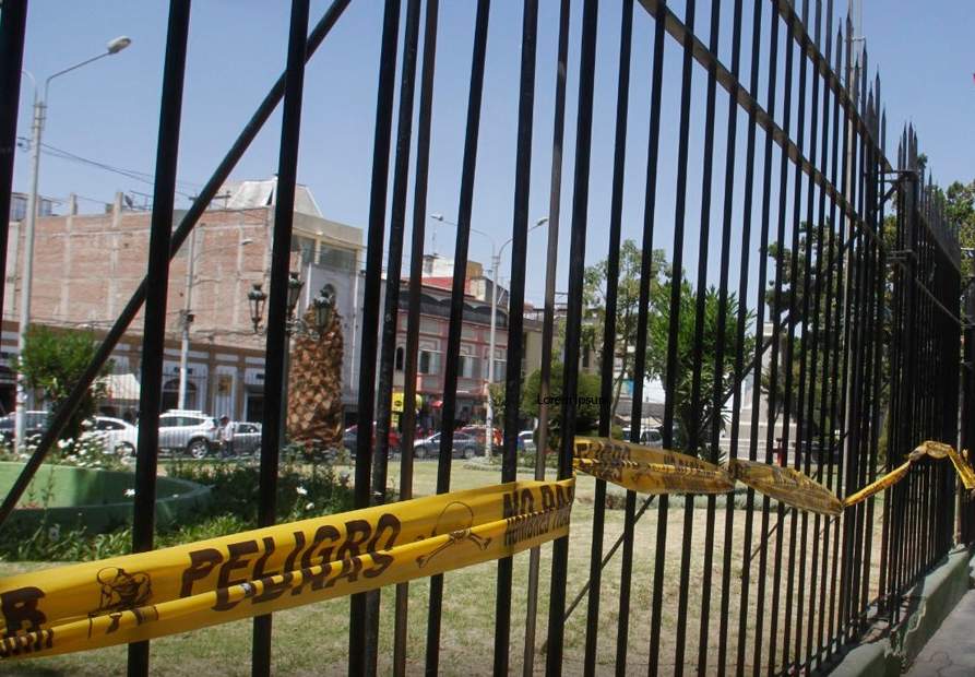 Hallan sin vida a varón en parque Duhamel