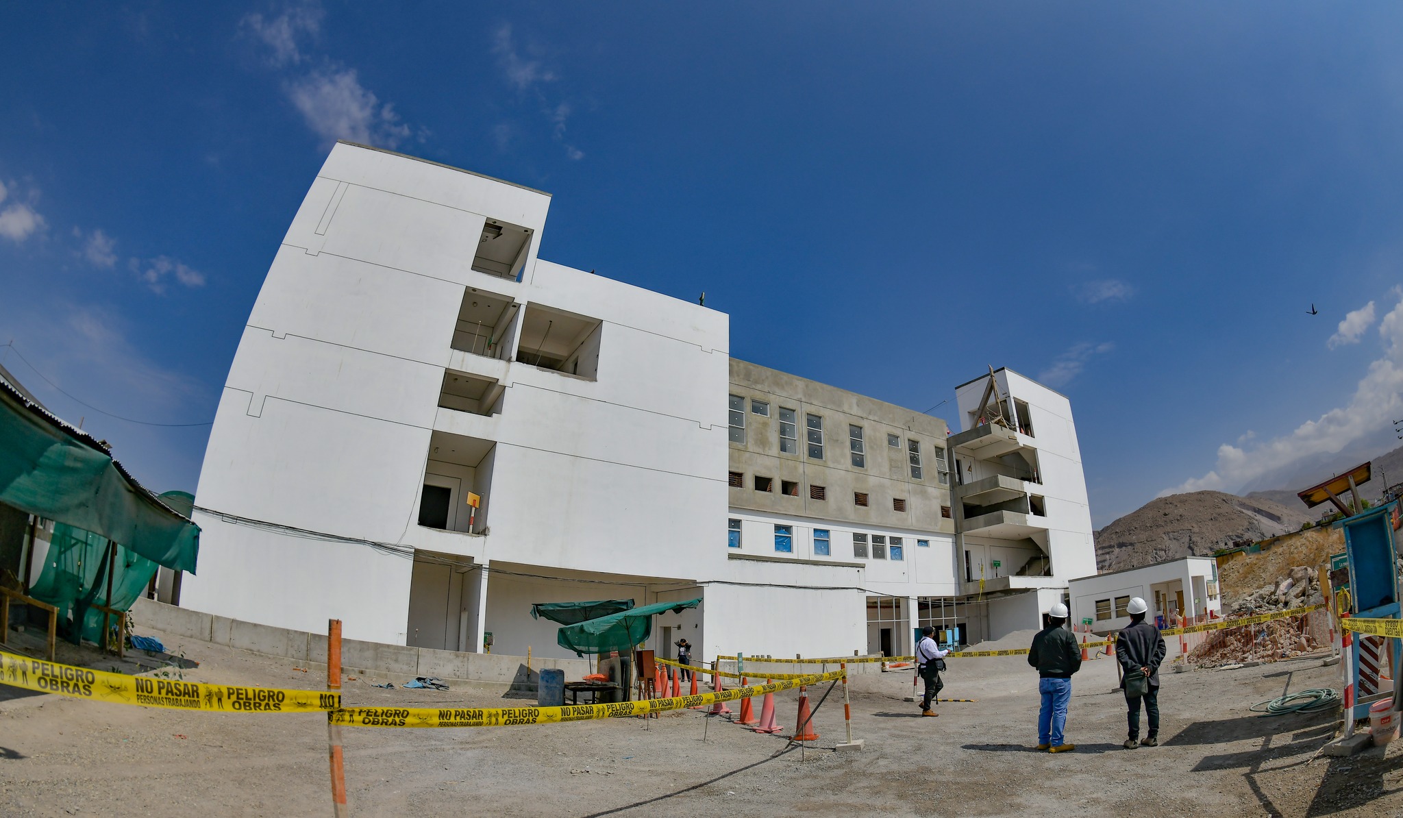 Hospitales sin medicinas, implementos quirúrgicos e infraestructura adecuada