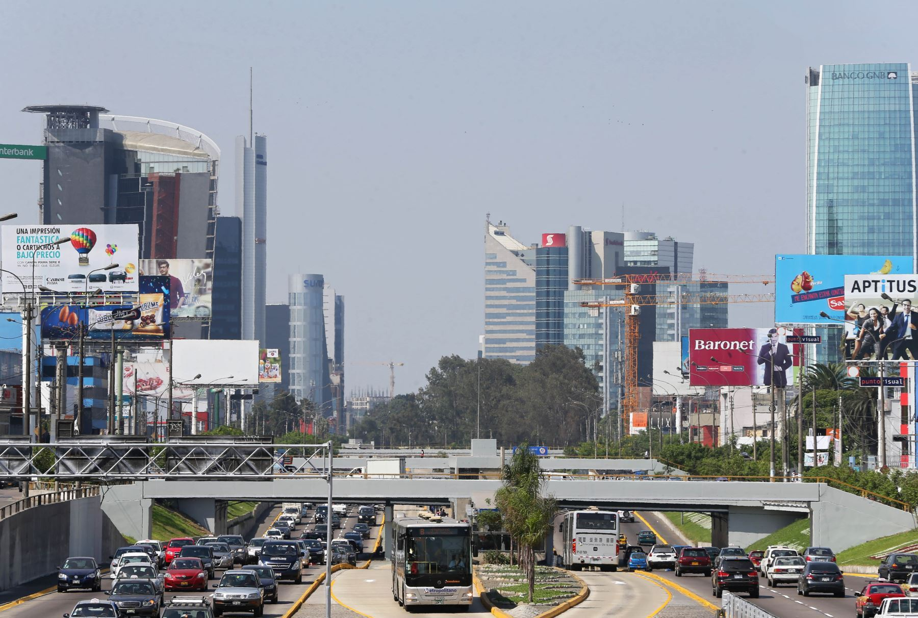 Economía creció 0.21% en junio y acumula tres meses de expansión