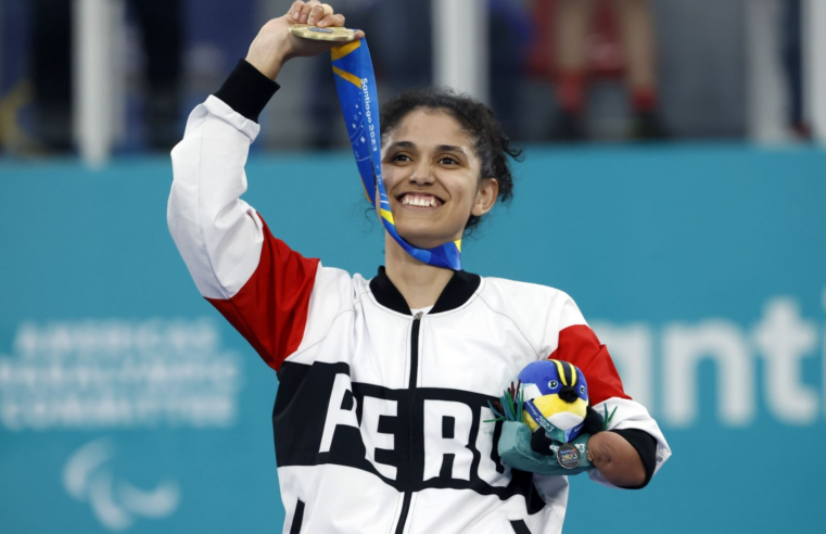 Angélica Espinoza otra vez hace historia en los Paralímpicos de París