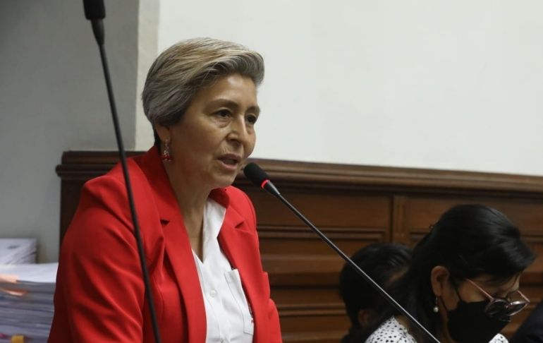 María Agüero: fondos recortados a personal del Congreso terminan en Arequipa