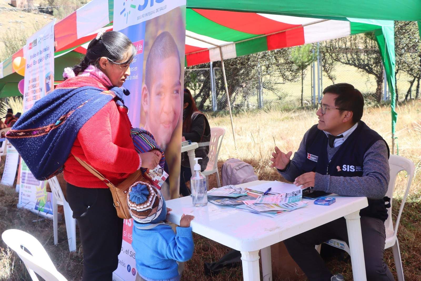 SIS atiende 80 mil niños y adultos mayores  en el sur del país