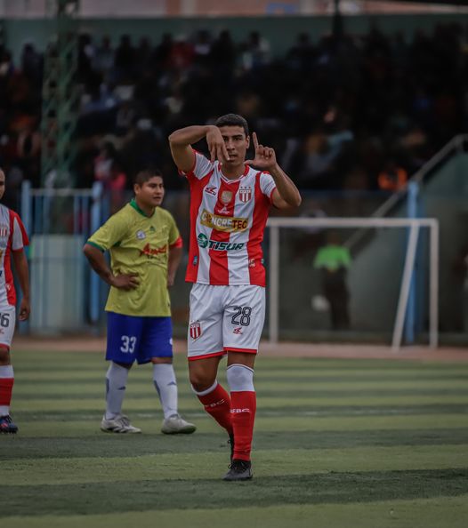 Nacional FC de Mollendo avanza firme en la Copa Perú