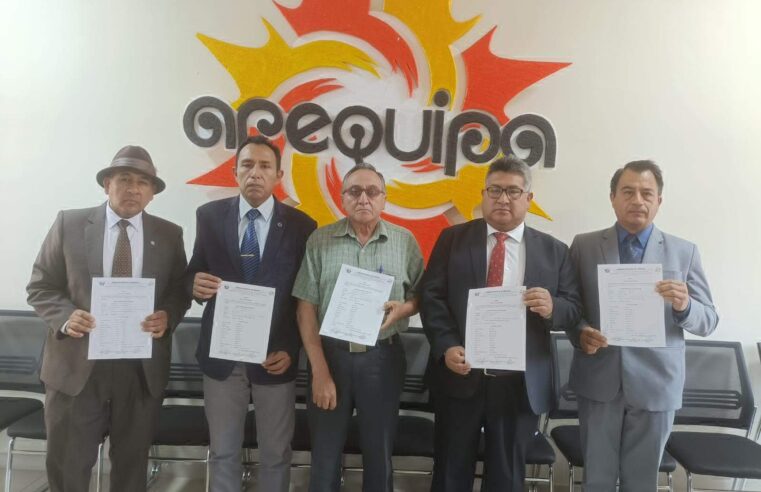 Cinco Ugeles de Arequipa cambiaron directores desde hoy