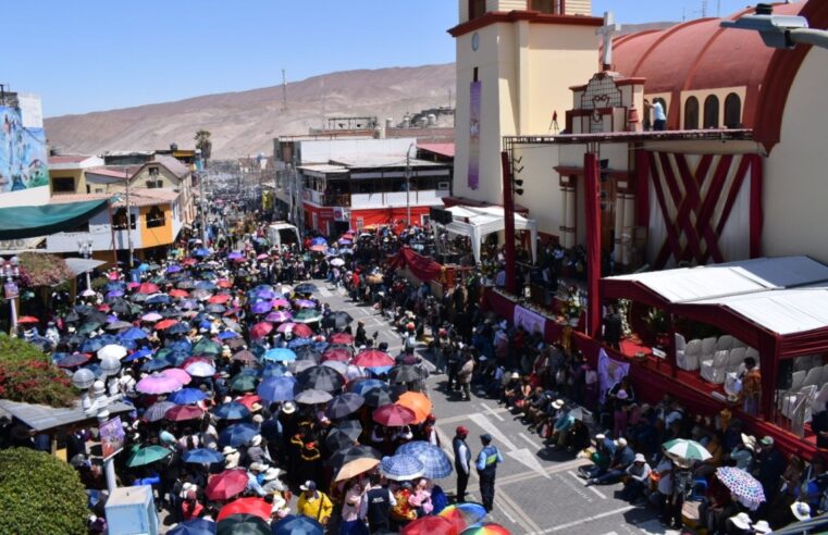 Señor de Locumba: con misas y procesión celebraron día central