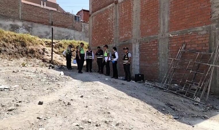 Hallan cadáver con 30 días de descomposición en Tiabaya