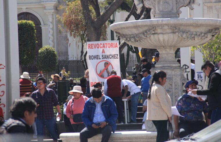 Pedidos de revocatoria en Arequipa llegan a los 49