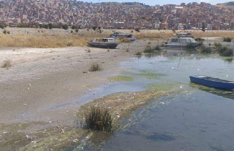 Nivel del agua del lago Titicaca descendió 55 cm en este año