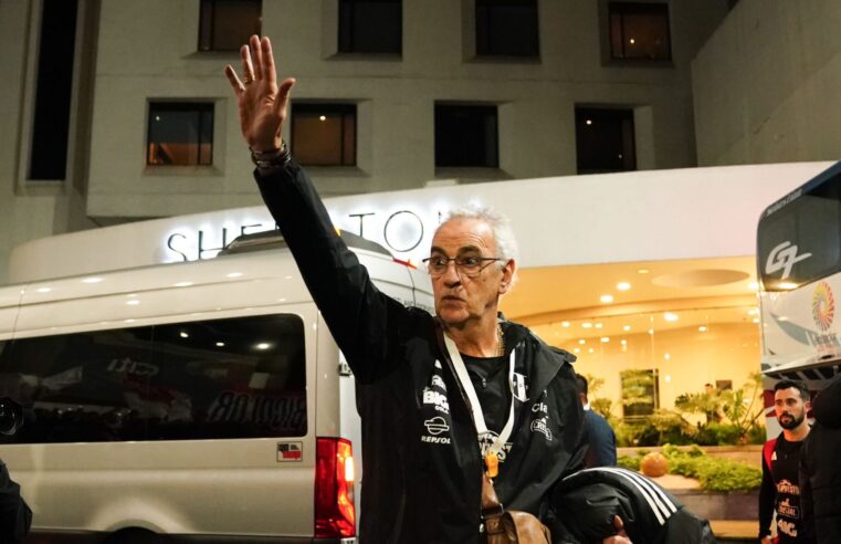 Oblitas respalda al entrenador de la Selección Peruana