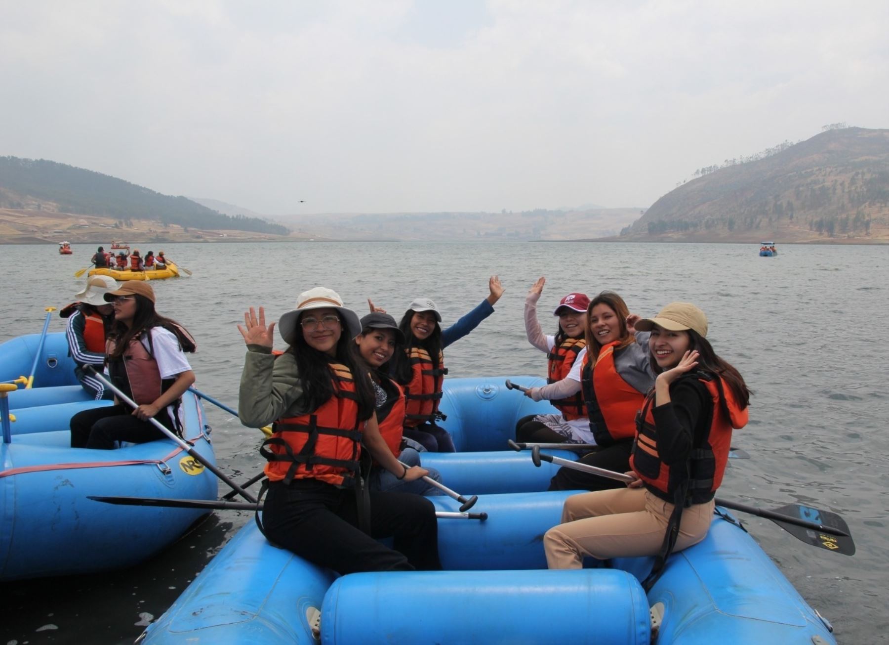 Promueven el turismo de aventura en la laguna de Huaypo y su entorno