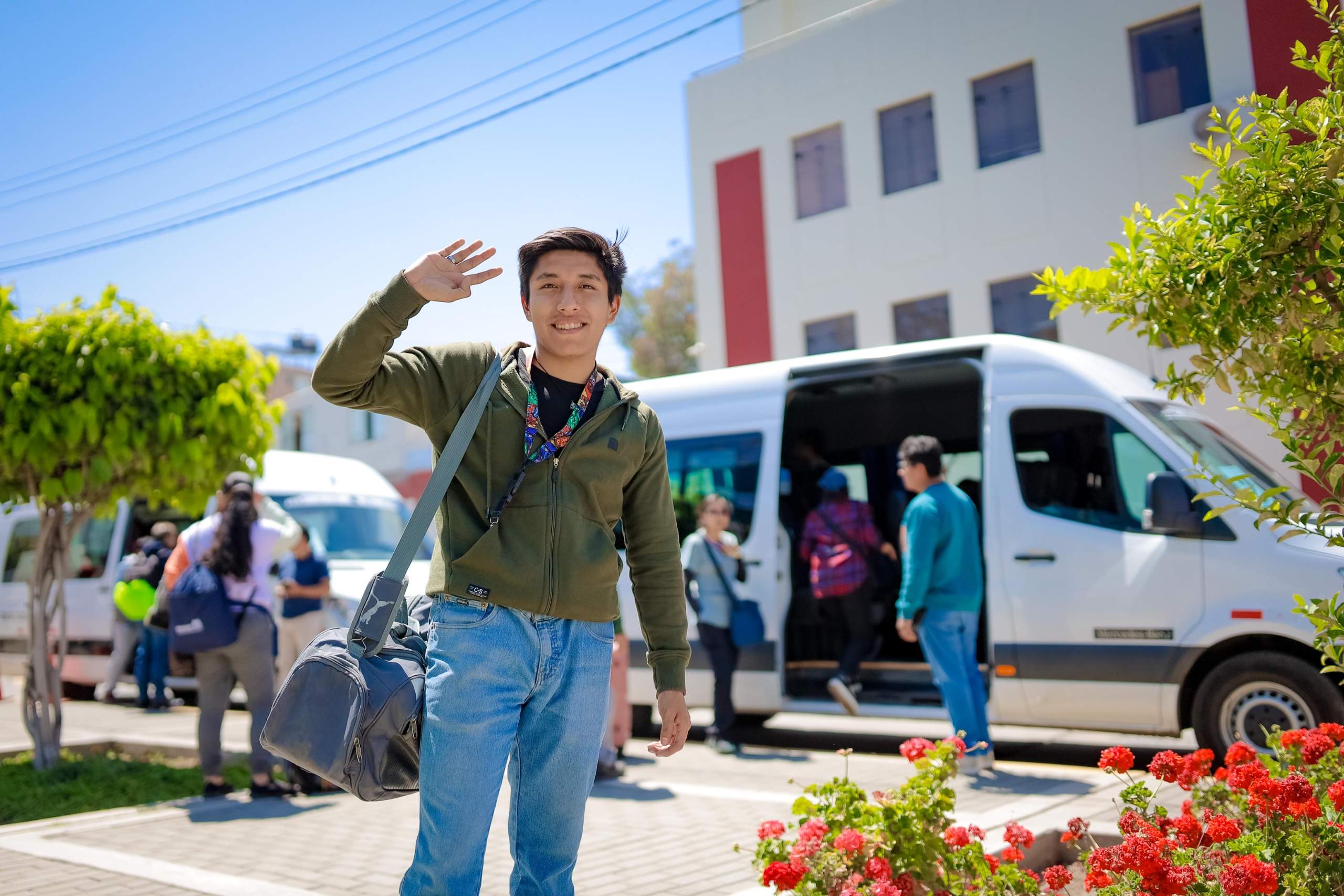 Lee más sobre el artículo Caravana multisectorial se traslada a Chachas y Viraco