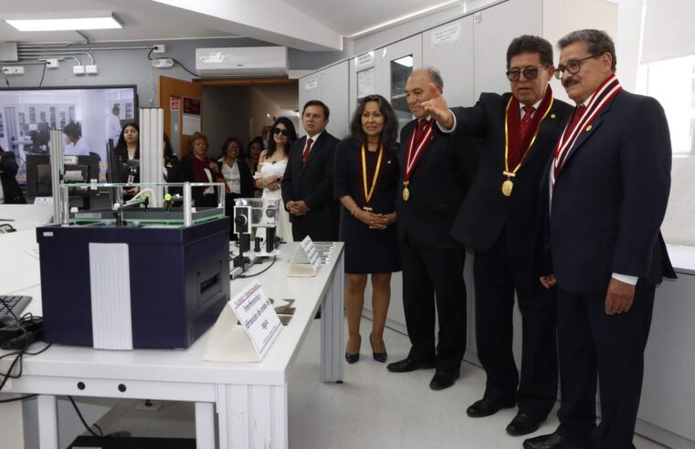 Unsa inaugura laboratorio de alta tecnología en física y química