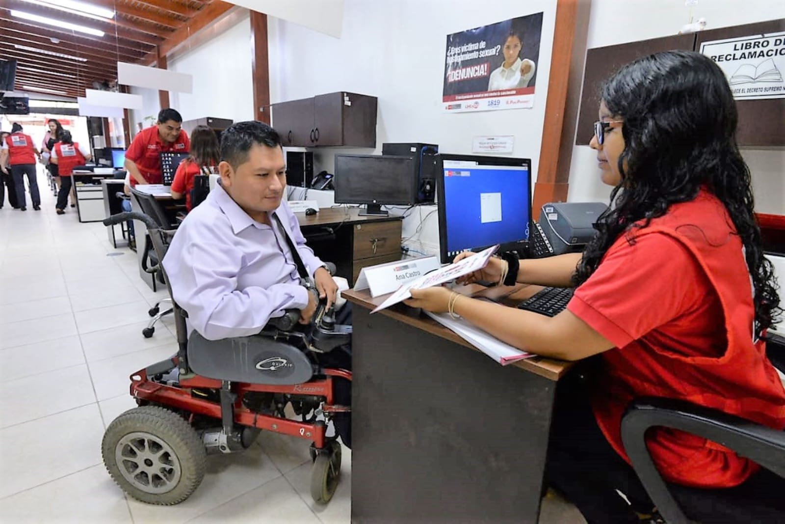 En este momento estás viendo Ofrecen más de 100 trabajos para personas con discapacidad en Arequipa