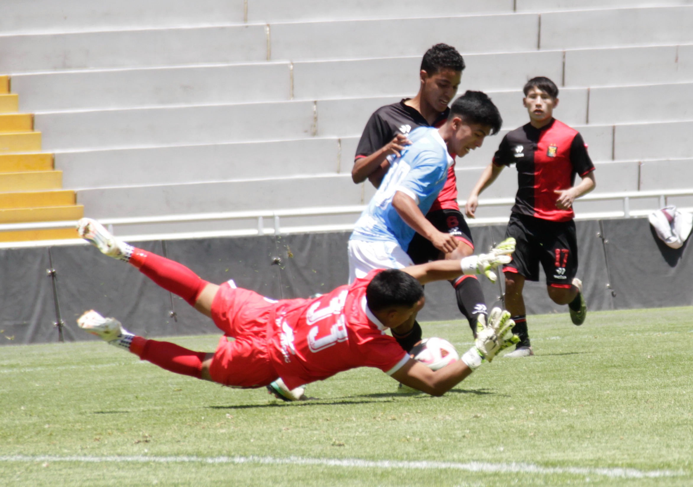 Melgar sacará la garra del león en Lima