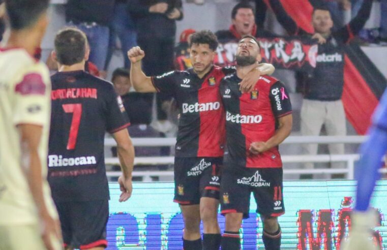 Melgar sigue en busca de la fase de grupos