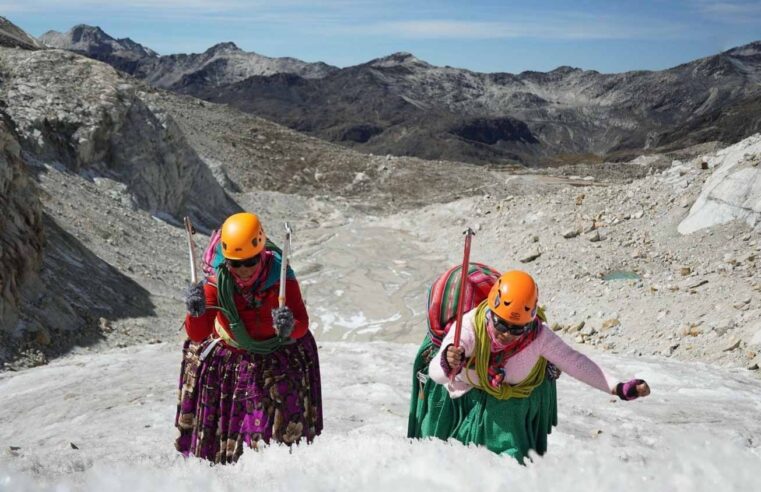 Famosas Cholitas escaladoras buscan conquistar el Misti