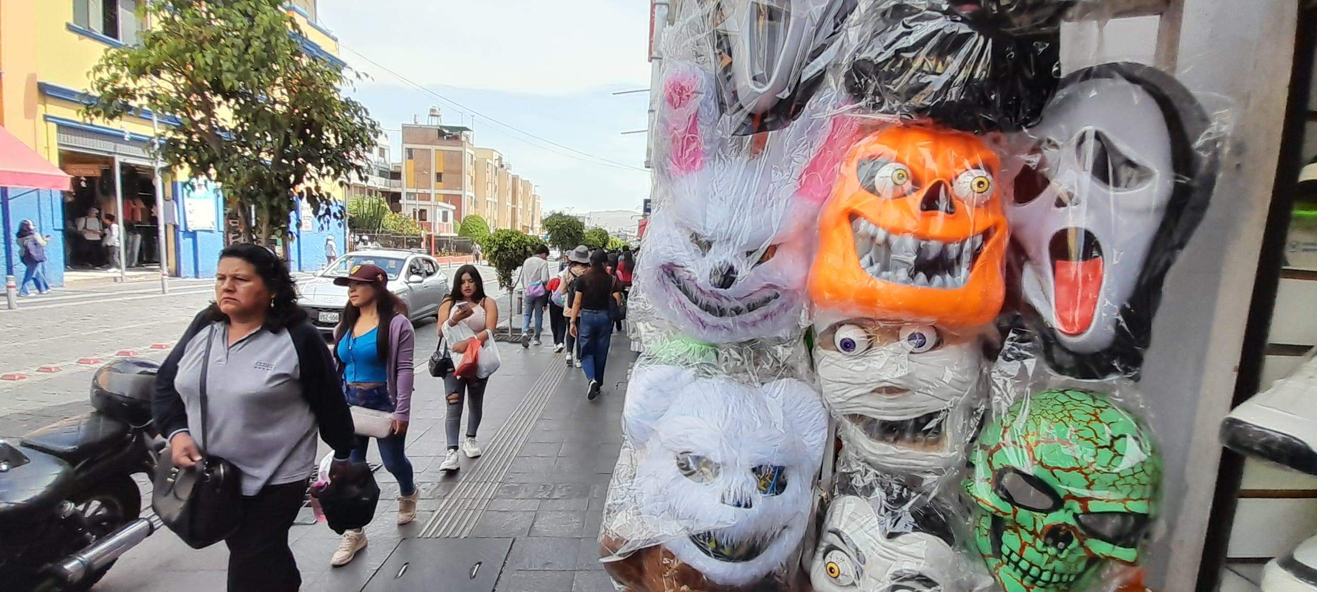 Niños y jóvenes son los principales “actores” en la fiesta de Halloween