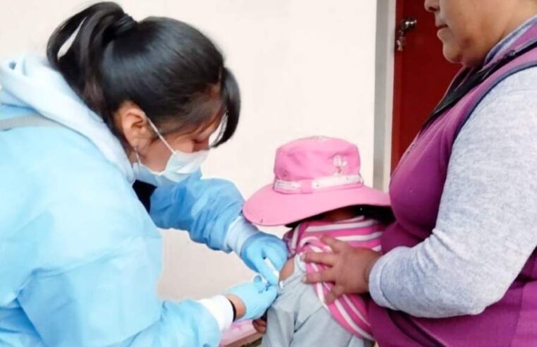 Baja cobertura de vacunación infantil contra el sarampión