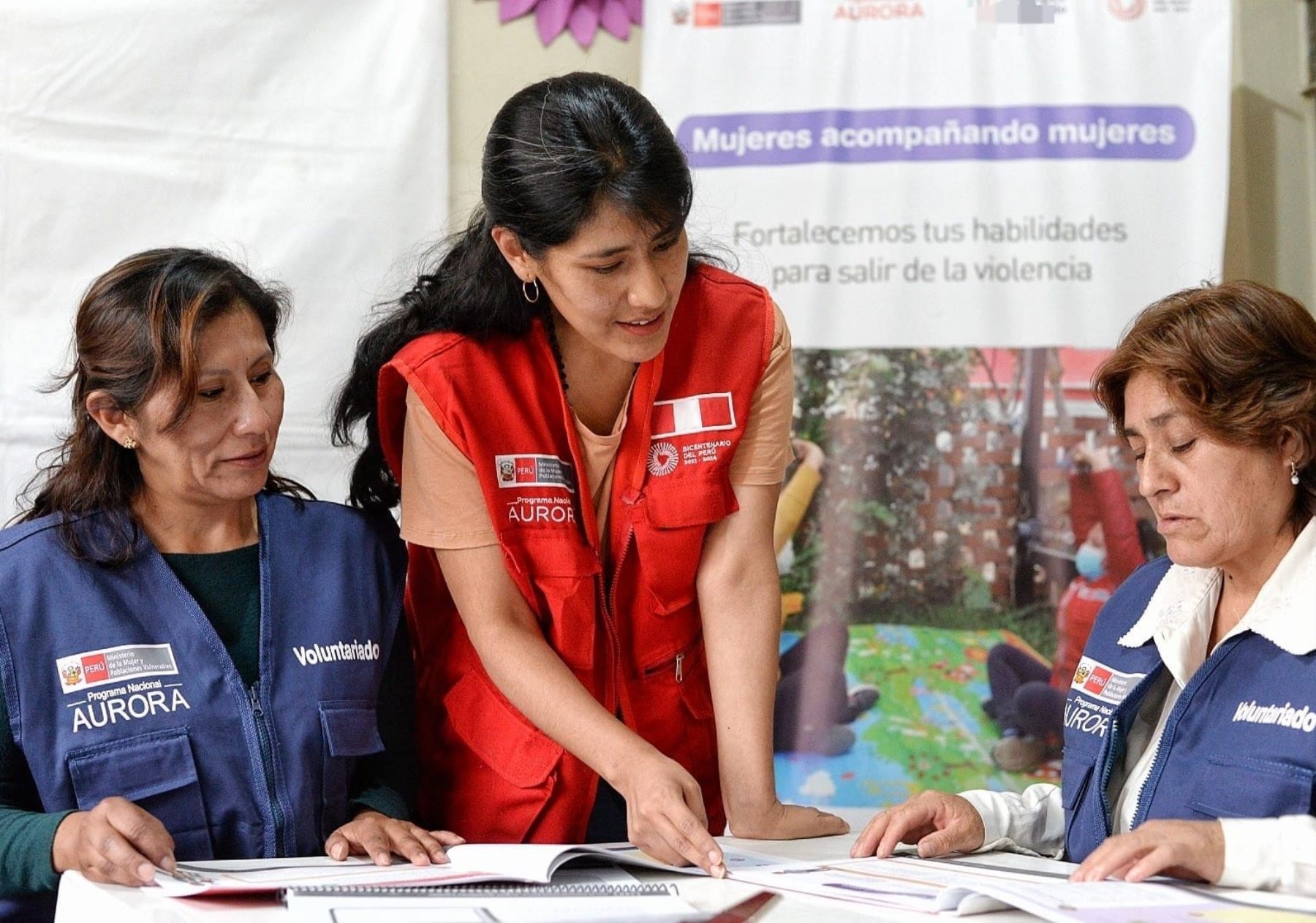 Capacitan a lideresas voluntarias para apoyar víctimas de violencia