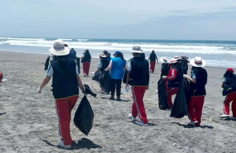 Camaná: inician limpiezas en playas ante llegada del verano