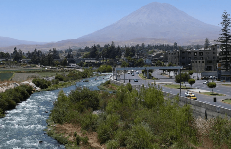 Arequipa consume más agua de la que tiene