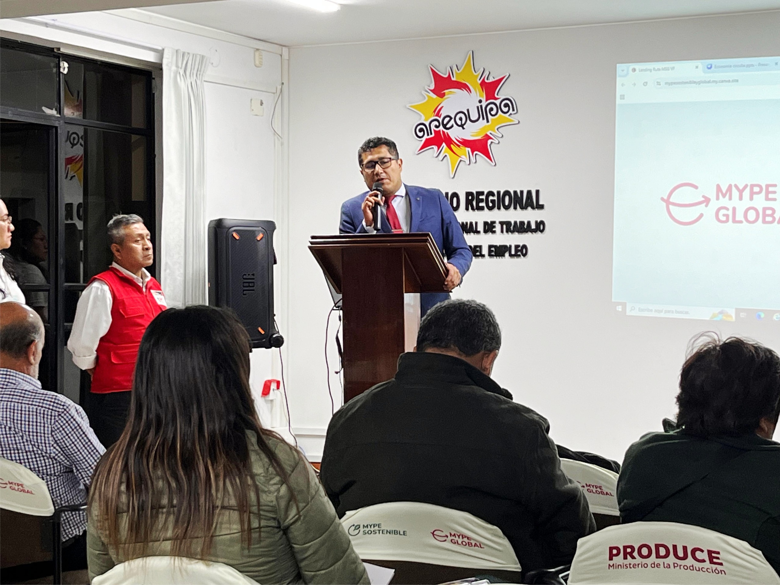 Empresarios de la región se capacitan en economía circular