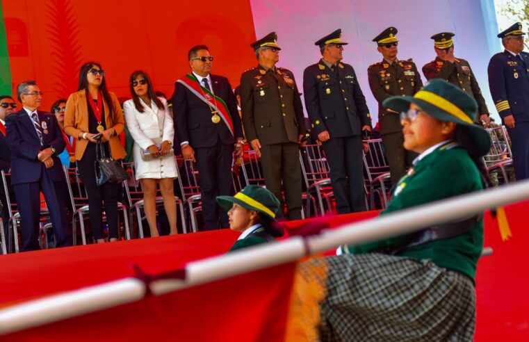 Plaza Bolognesi fue escenario de izamiento y parada cívico-militar