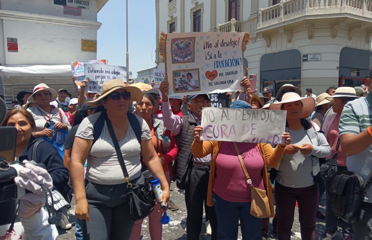 Solicitarán mesa de diálogo tras orden de desalojo contra el colegio Nuestra Señora de los Dolores