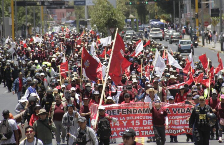 Protesta de contra la criminalidad en Arequipa pierde fuerza en segundo día