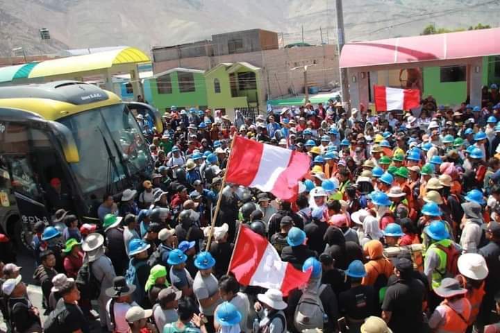 La Policía y la Fiscalía están obligadas a retirar a los mineros informales de la Panamericana Sur