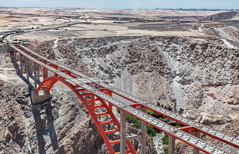 Instalación del puente de la vía Arequipa – La Joya no avanza