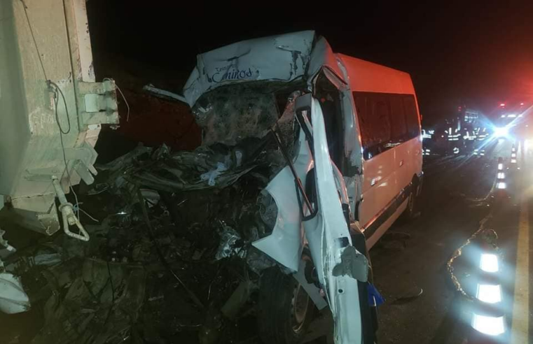 Accidente en carretera Panamericana Sur deja 4 muertos y varios heridos