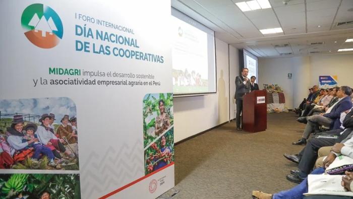 Ministro Ángel Manero clausuró I Foro  Internacional  de Cooperativas Agrarias