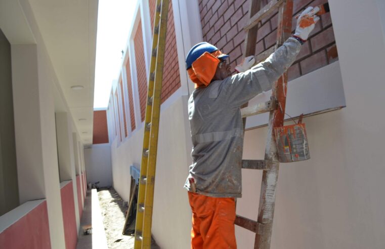 Trabajos en colegio de Alto Selva Alegre tienen avance del 70%